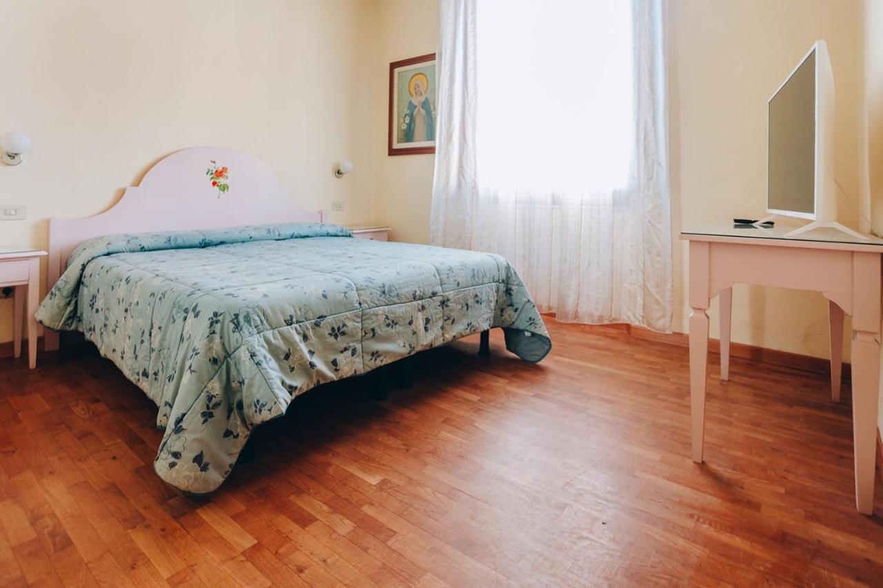 מונטה קטיני טרמה Hotel Savoia E Campana מראה חיצוני תמונה