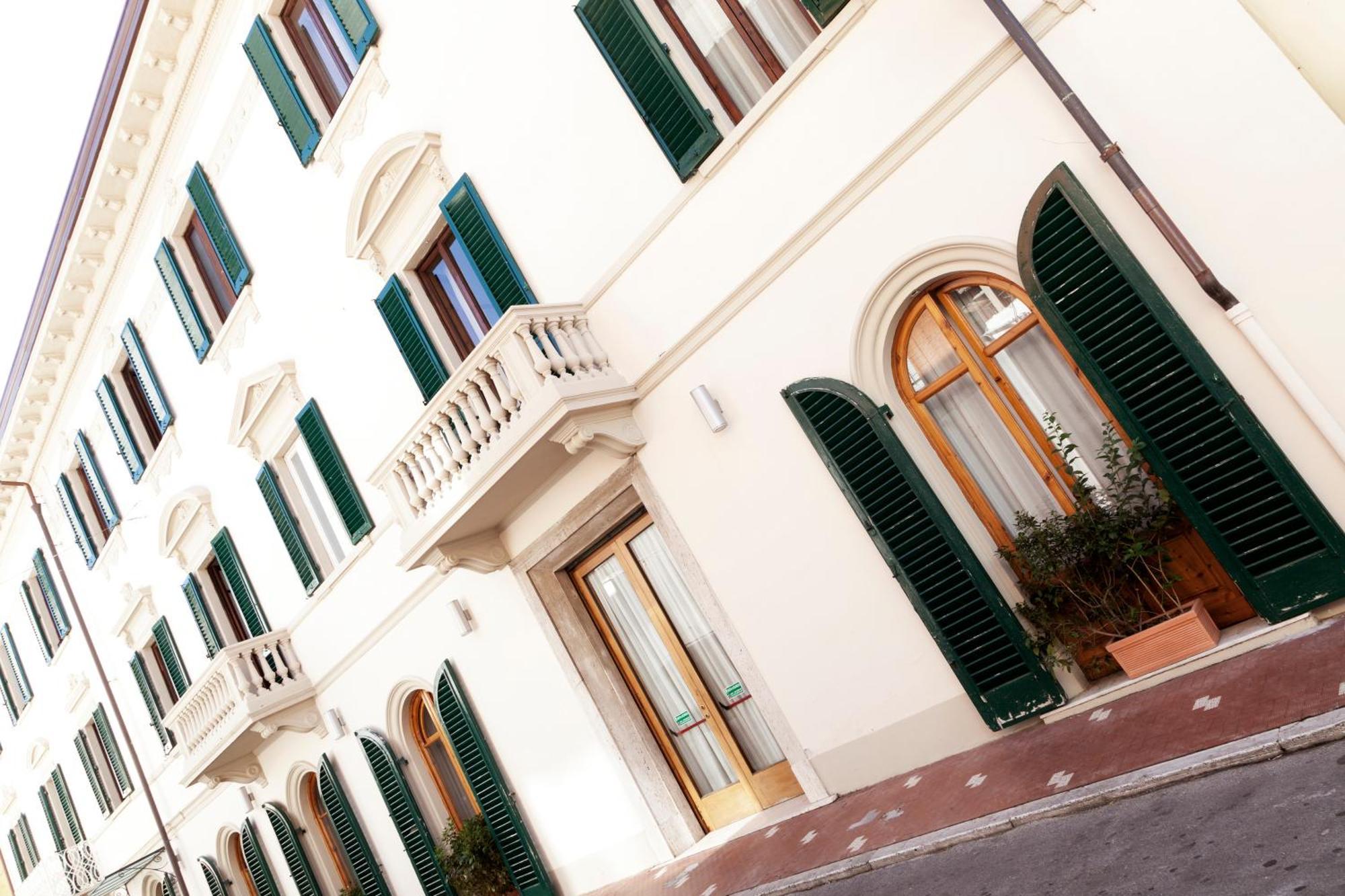 מונטה קטיני טרמה Hotel Savoia E Campana מראה חיצוני תמונה
